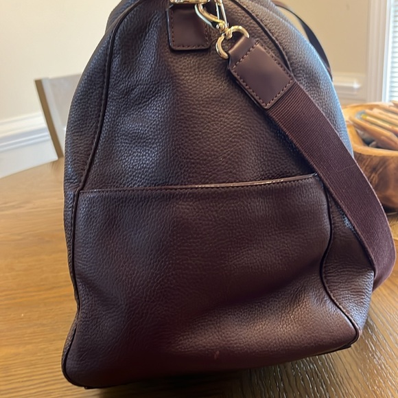 Kate Spade travel bag ,Plum color , great used condition - Picture 7 of 7